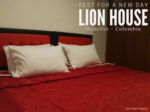 Departamento estándar, 3 habitaciones, 2 baños, planta baja | 3 habitaciones, ropa de cama de alta calidad y edredón 