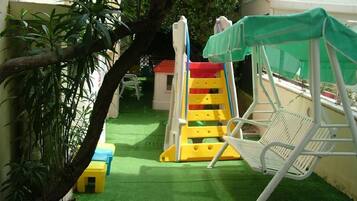 Children's play area - outdoor