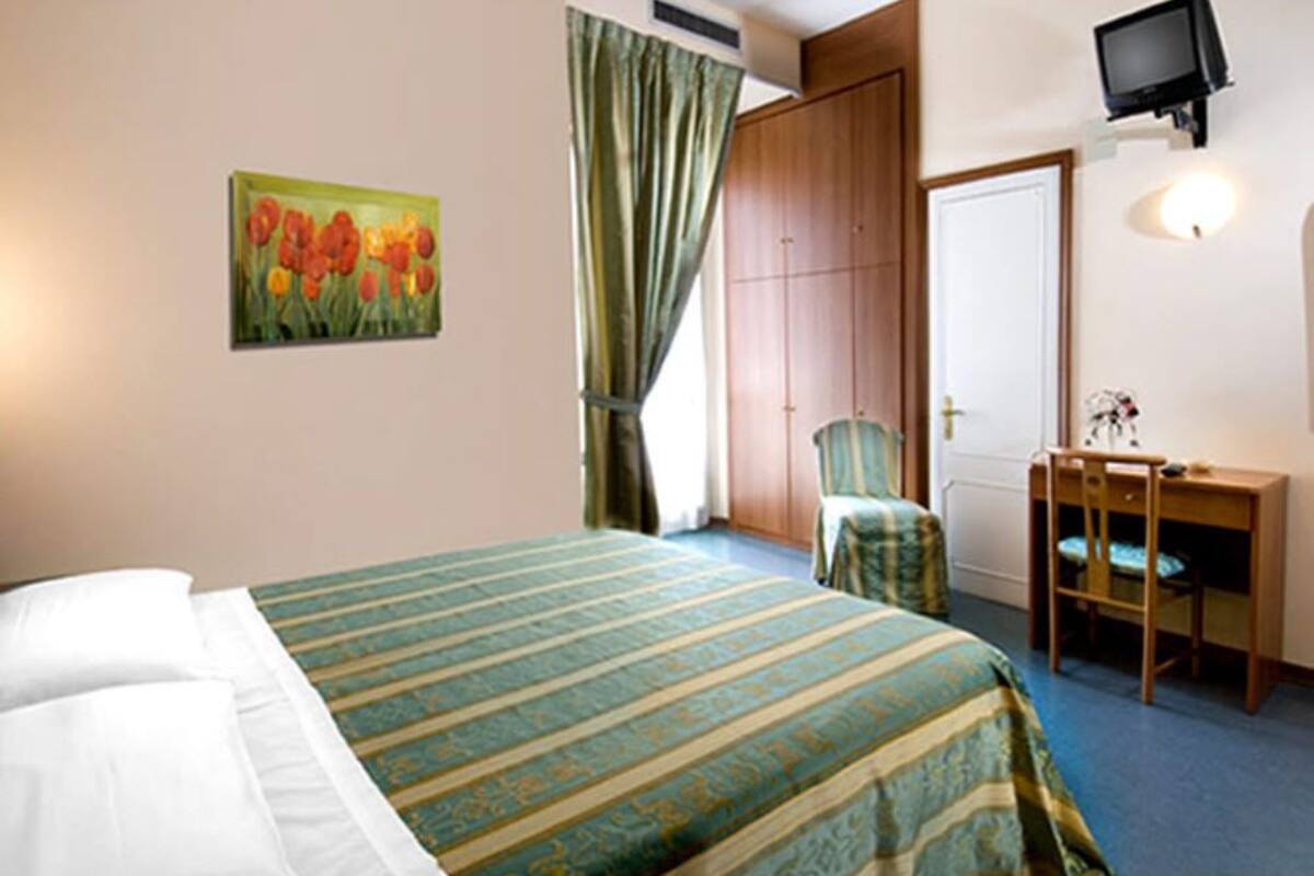 In-room safe, desk, cribs (free), WiFi (free)