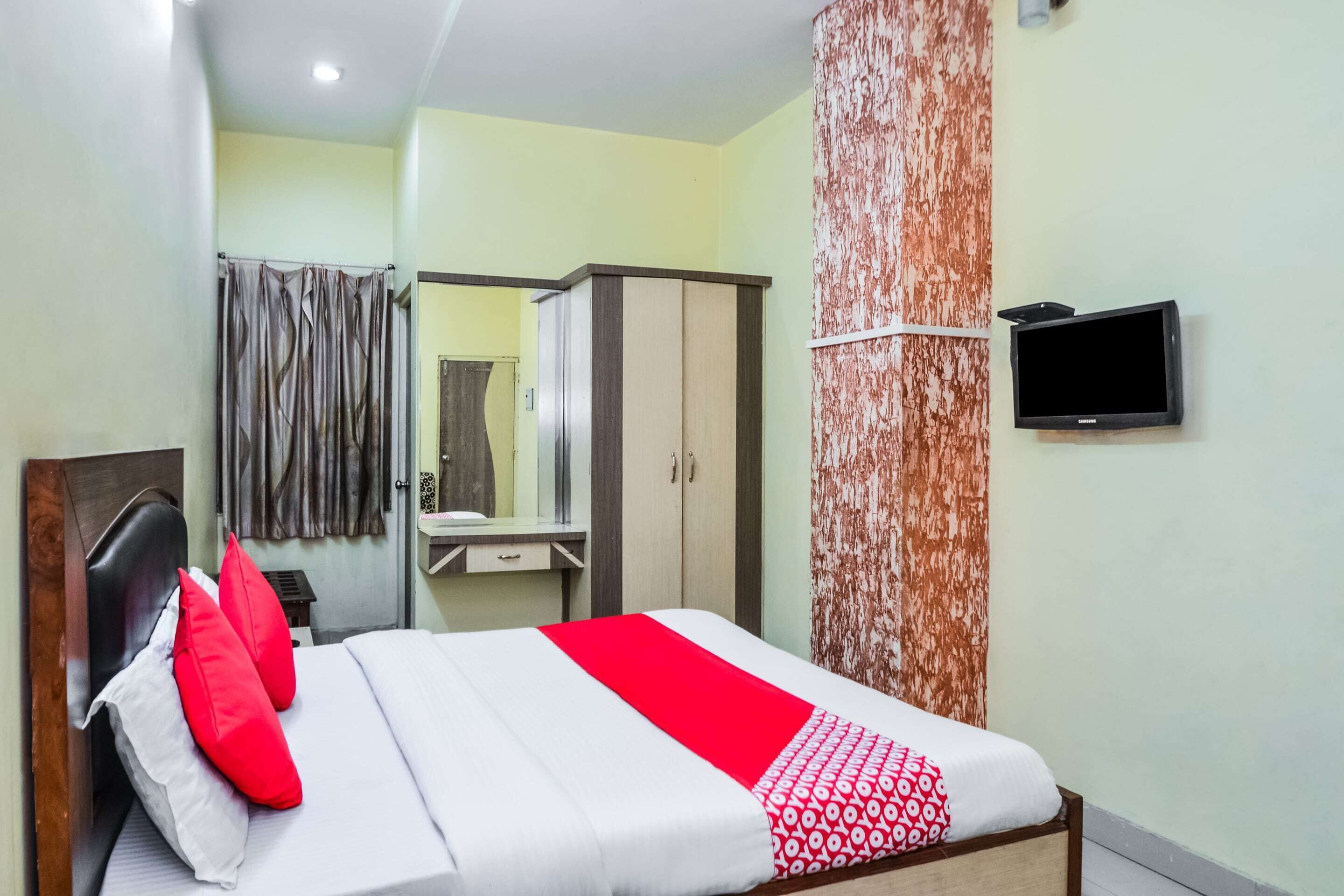 Double or Twin Room | Free WiFi, bed sheets