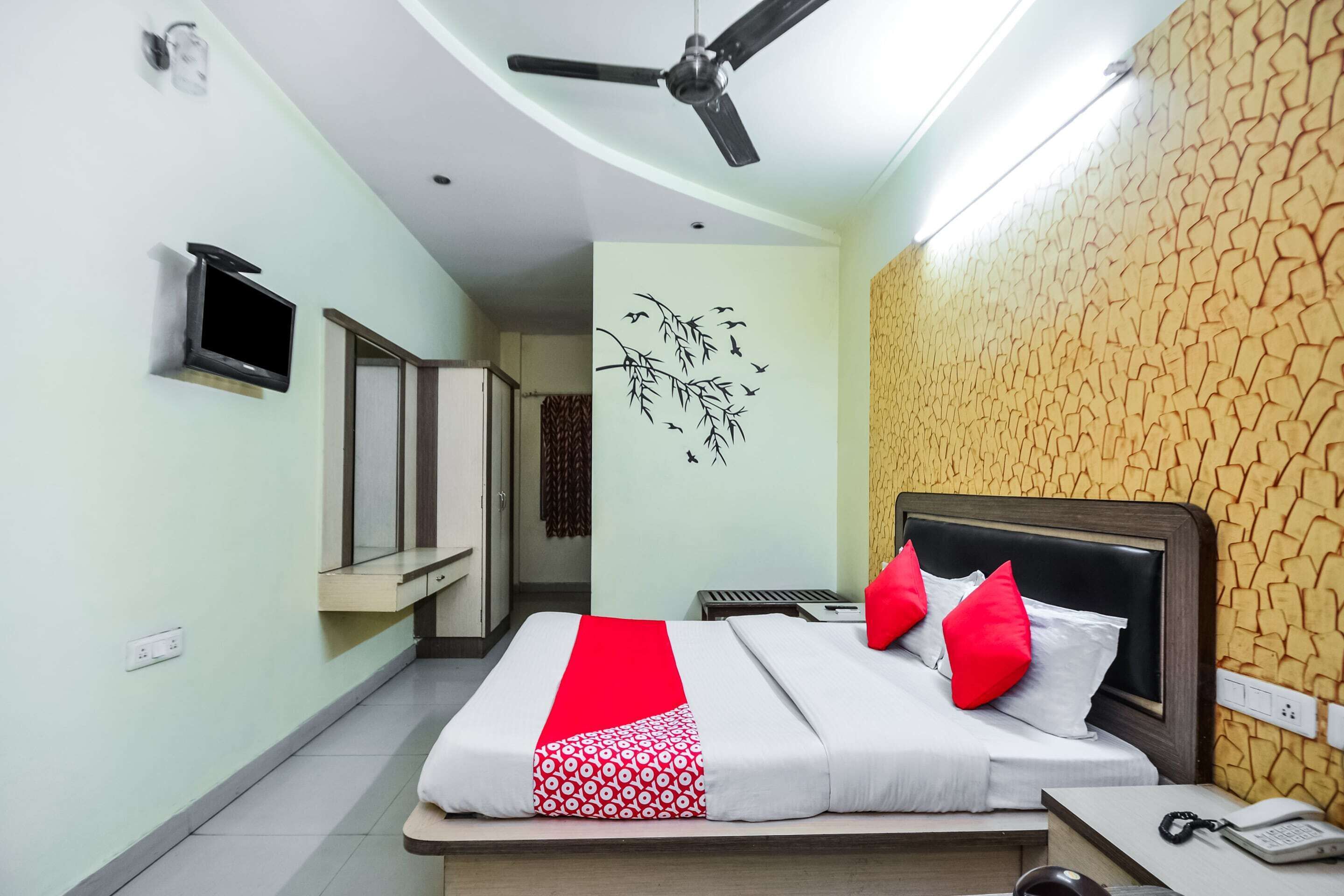 Double or Twin Room | Free WiFi, bed sheets