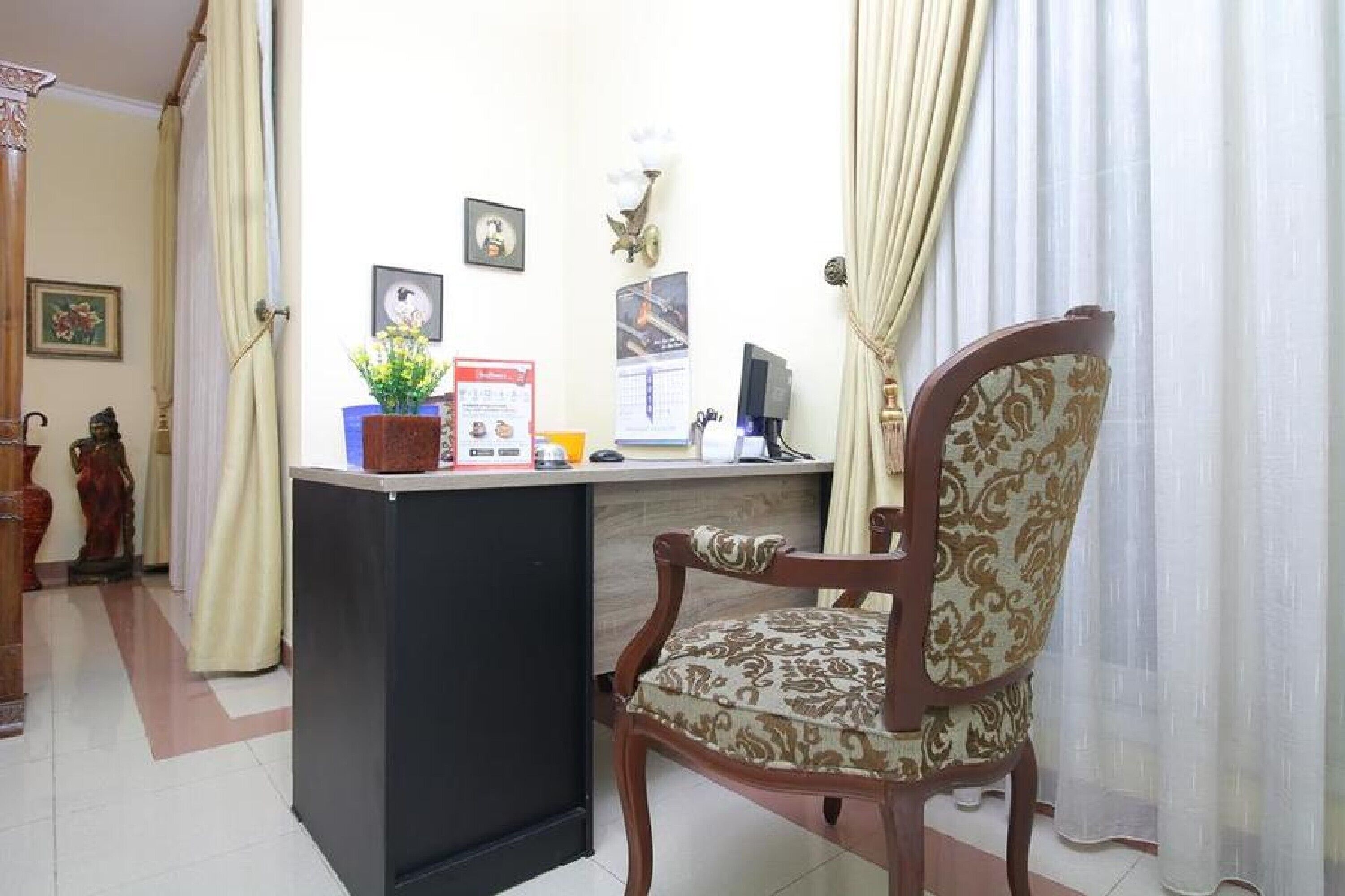 Foto - RedDoorz Plus near STIE YKPN