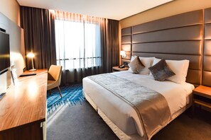 Standard Apartment | 1 bedroom, premium bedding, in-room safe, iron/ironing board