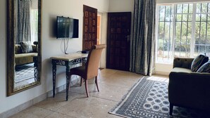 Unclassified image, 5 of 53, button - At The Rocks Country Estate (Rayton)
