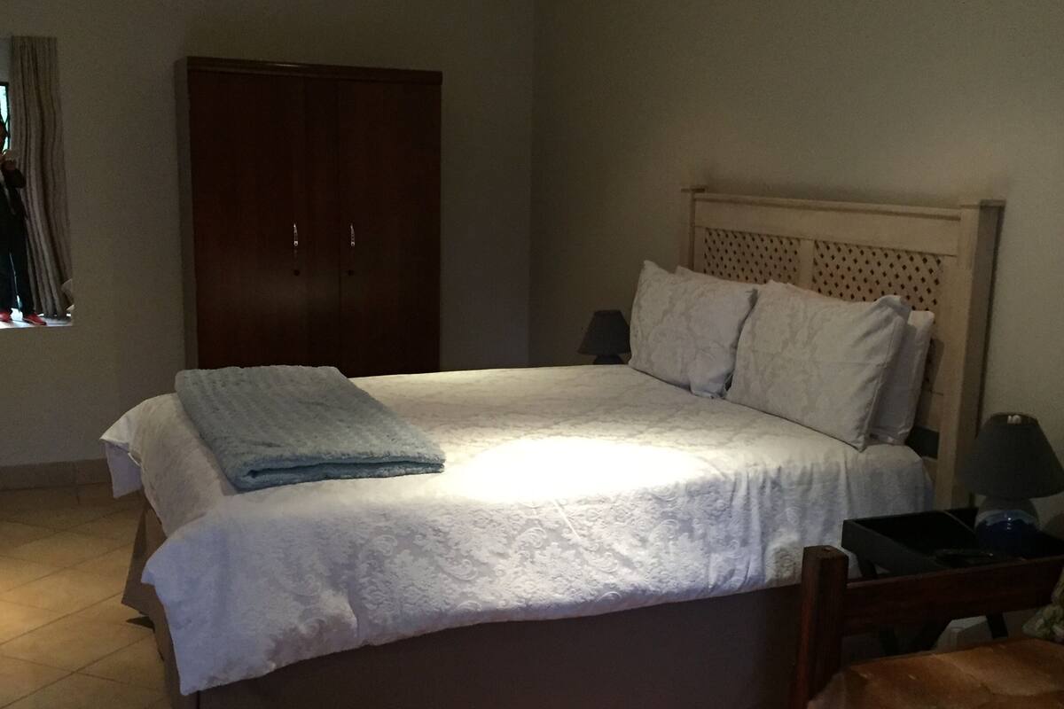 Family Room, 1 Bedroom, Garden View, Garden Area | 1 bedroom, premium bedding, WiFi (free), bed sheets