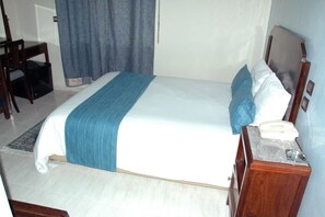 Chambre double | Minibar, coffre-fort, bureau, système d’insonorisation