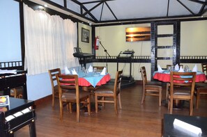 Lokala och internationella rätter