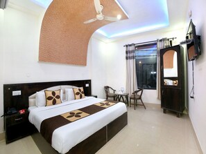 Double or Twin Room | Free WiFi - Hotel J S Regency (Amritsar)
