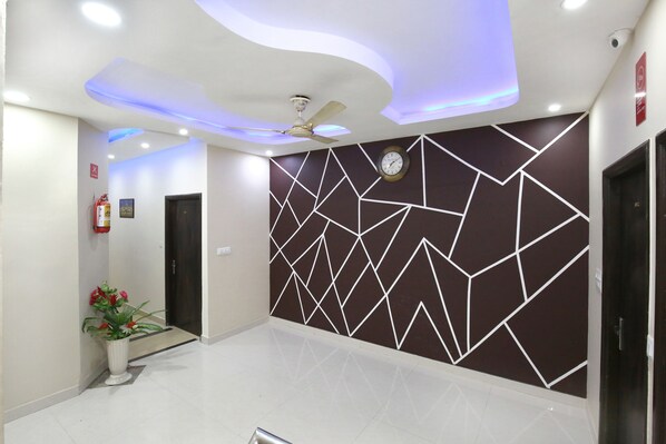 Lobby - Hotel J S Regency (Amritsar)