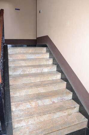 Staircase - Sandton City Hotel (Nairobi)