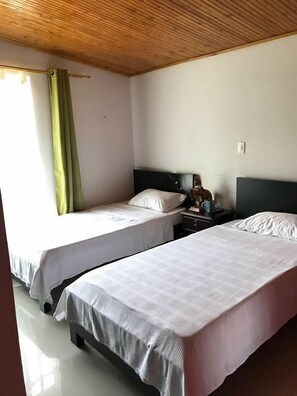 3 bedrooms, free WiFi - CASITA BLANCA (Pijao)