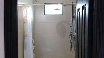 Shower, towels