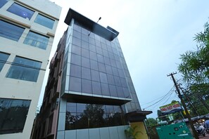 Exterior - OYO 9246 Paradise Inn (Bhubaneshwar)