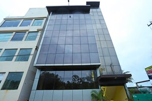 Exterior - OYO 9246 Paradise Inn (Bhubaneshwar)