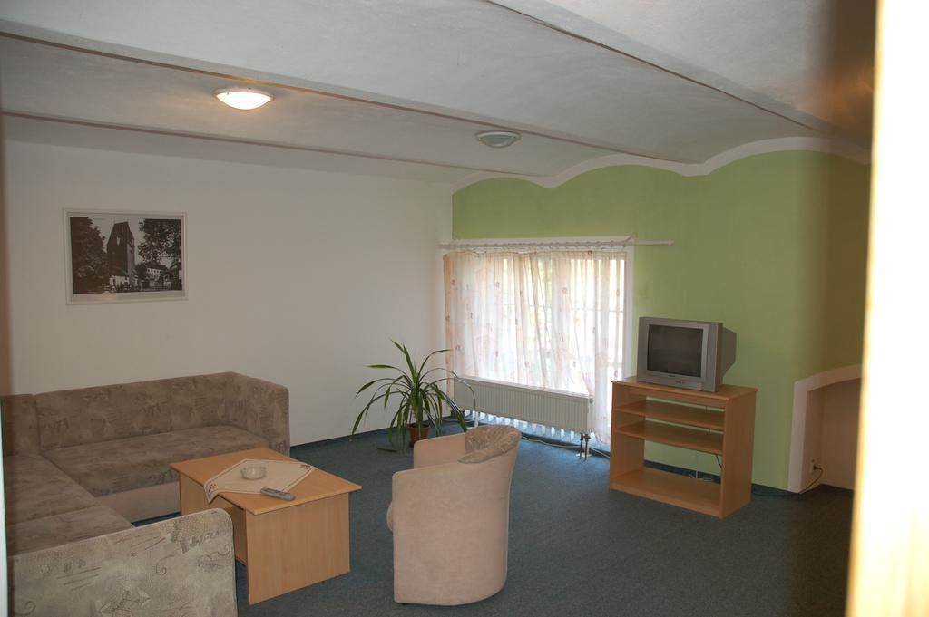 family room | living room | flat-screen tv