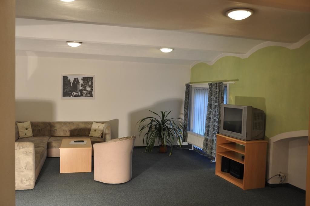 family room | living room | flat-screen tv