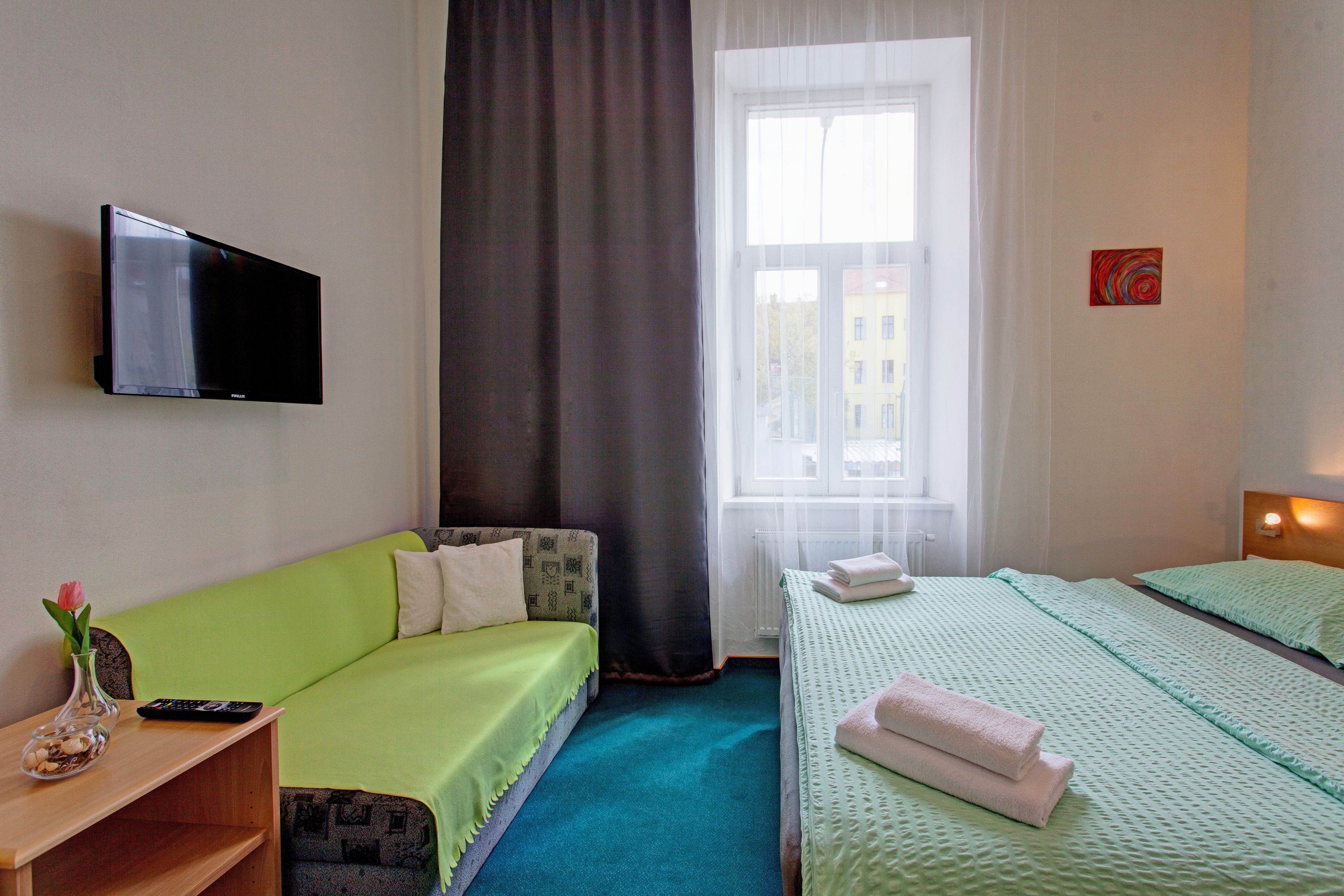 standard single room, 1 single bed | blackout curtains, iron/ironing board, free wifi, bed sheets