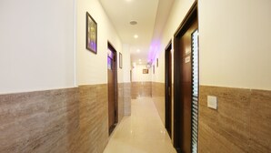 Hallway - OYO 8776 Citi Inn Zirakpur (Dera Bassi)