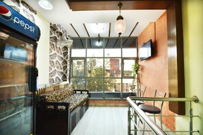 Lobby - OYO 8278 Supremo (Chandigarh)