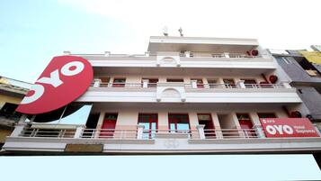 واجهة المنشأة