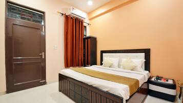Double or Twin Room | Free WiFi