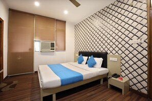 Double or Twin Room | Bed sheets - OYO 9230 Hotel Royal Brooks (Chandigarh)