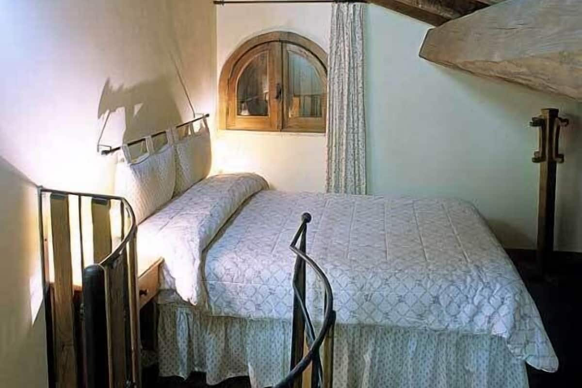 Superior-Apartment, 3 Schlafzimmer, Gartenblick | Babybetten, kostenloses WLAN