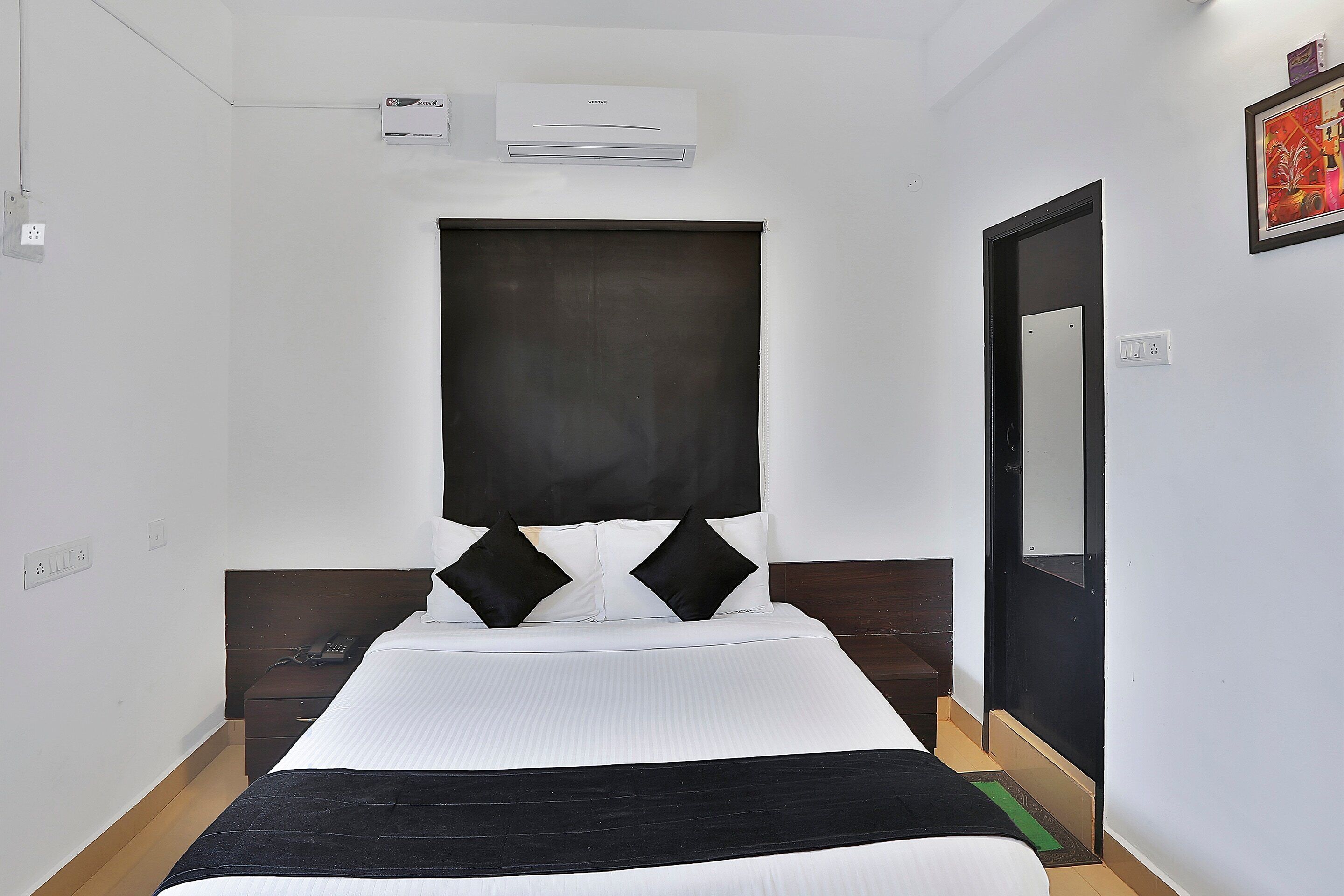 Standard Double Room | Bed sheets