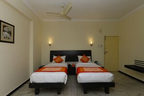Double or Twin Room - OYO Flagship 470 near US Consulate (Chennai)