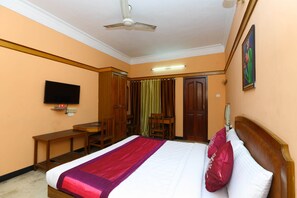 Free WiFi, bed sheets - OYO 5208 The Park View Inn (Chennai)
