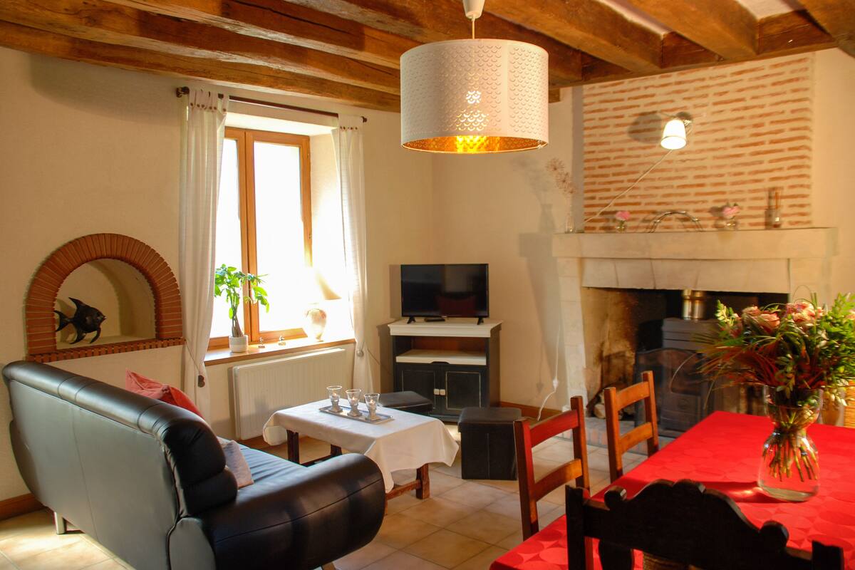 Suite, baño privado, vistas al parque | Salón