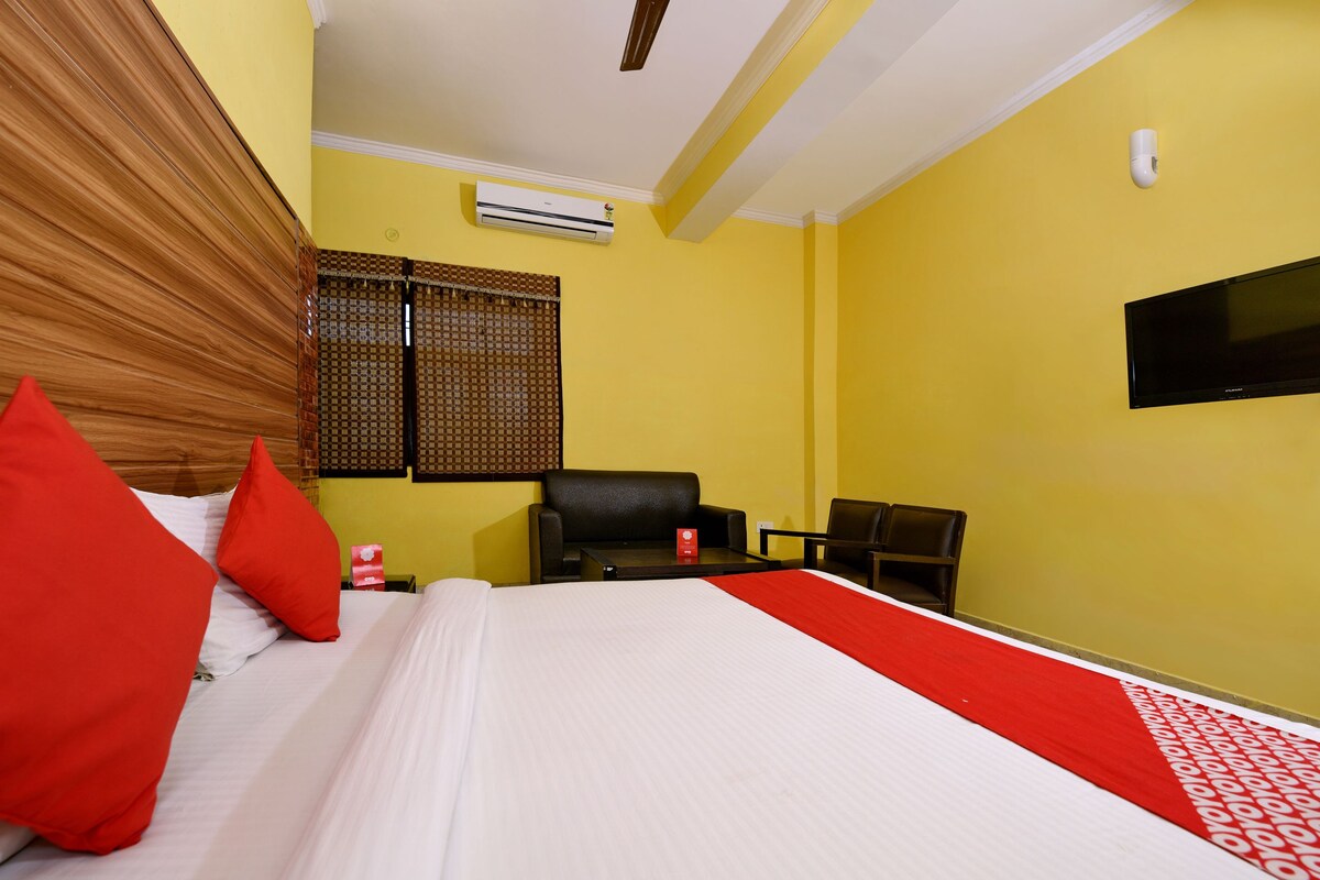 Double or Twin Room | Blackout curtains, bed sheets