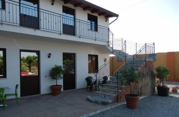 Front of property - Borgo Camicia In (Barcellona Pozzo di Gotto)