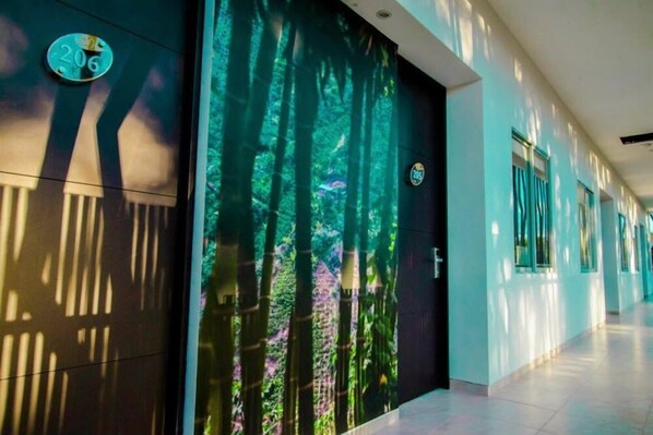 Entrée de l’hébergement