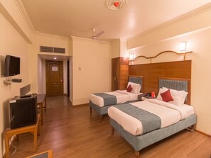 Double or Twin Room | Free WiFi - OYO 8450 Hotel Grand Starline (Guwahati)