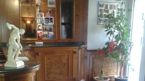 Reception - Hotel Olympia (Frechen)