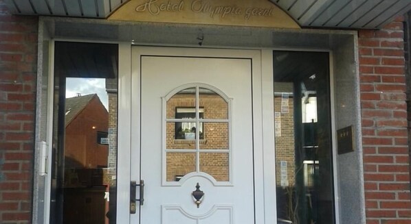 Entrée de l’hébergement