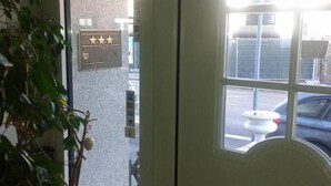 Interior entrance - Hotel Olympia (Frechen)