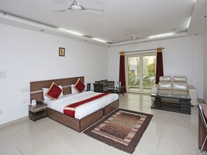 Double or Twin Room | Free WiFi