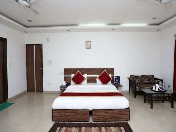 Double or Twin Room | Free WiFi