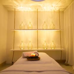 Couples treatment room(s), body treatments, aromatherapy