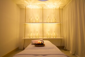 Couples treatment rooms, body treatments, aromatherapy - Aelia Wellness Retreat (Analiontas)