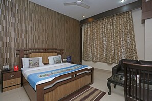 Double or Twin Room | Desk, blackout curtains, free WiFi, bed sheets - Capital O 1299 Hotel Mukut Regency (Ghaziabad)