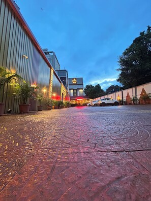 Exterior - HB INTERNATIONAL (A unit of Hotel Rajkamal) (Deoghar)