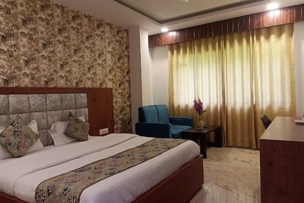 Deluxe Room, 1 Katil Raja (King) | Meja, ruang kerja komputer riba, Wi-fi percuma, cadar katil