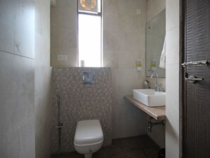 Bathroom - OYO 6772 Hotel Mukund (Ghaziabad)