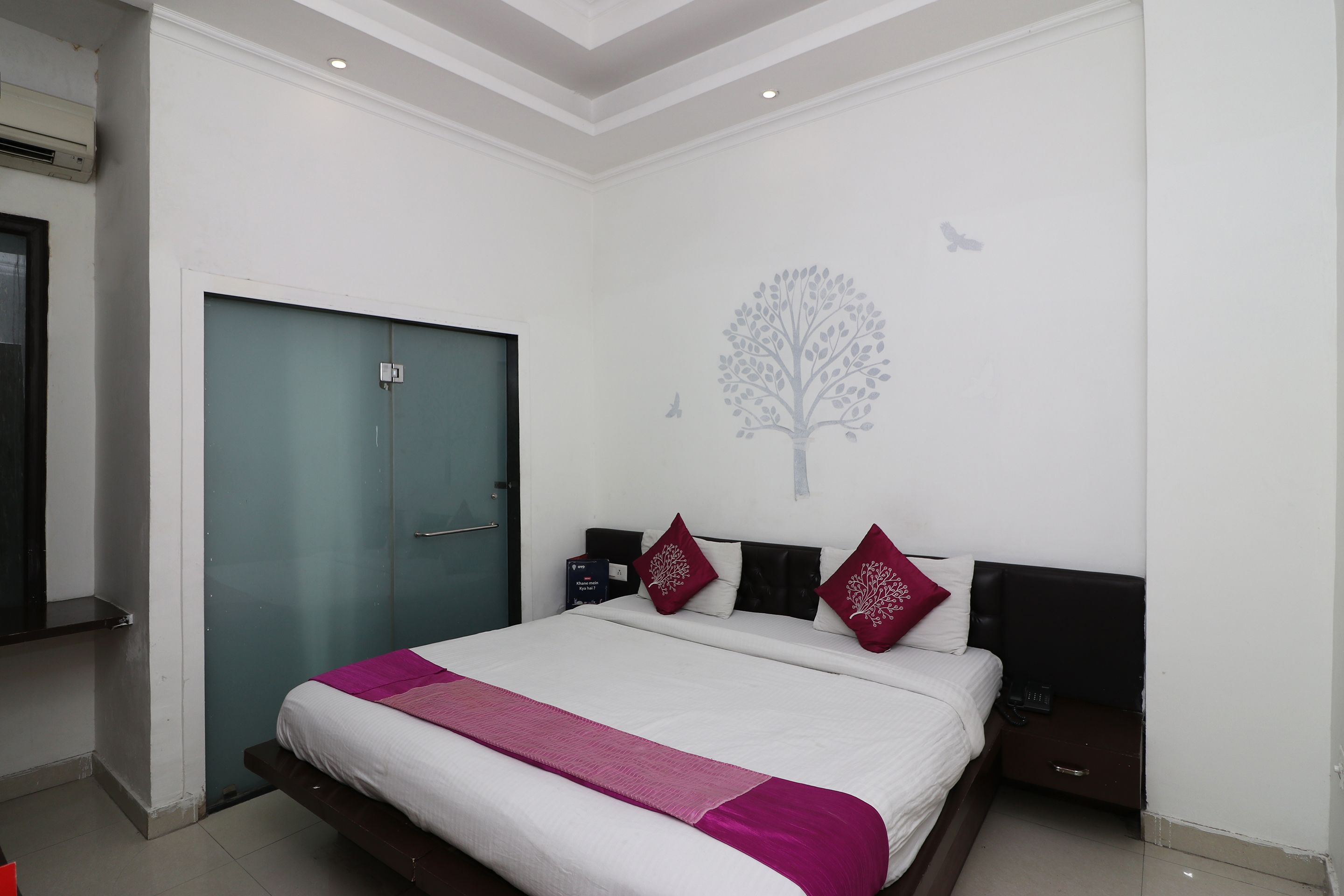 Double or Twin Room | Free WiFi