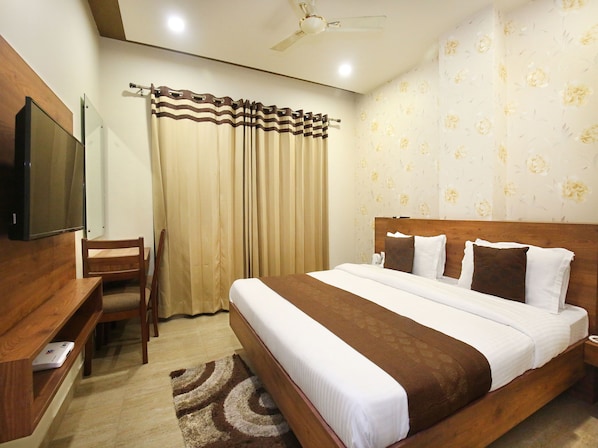 Double or Twin Room | Free WiFi