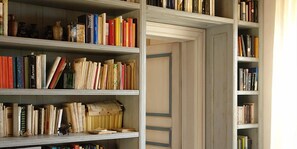 Library - Casa Balata (Realmonte)