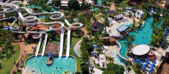 Hot Beach Resort
